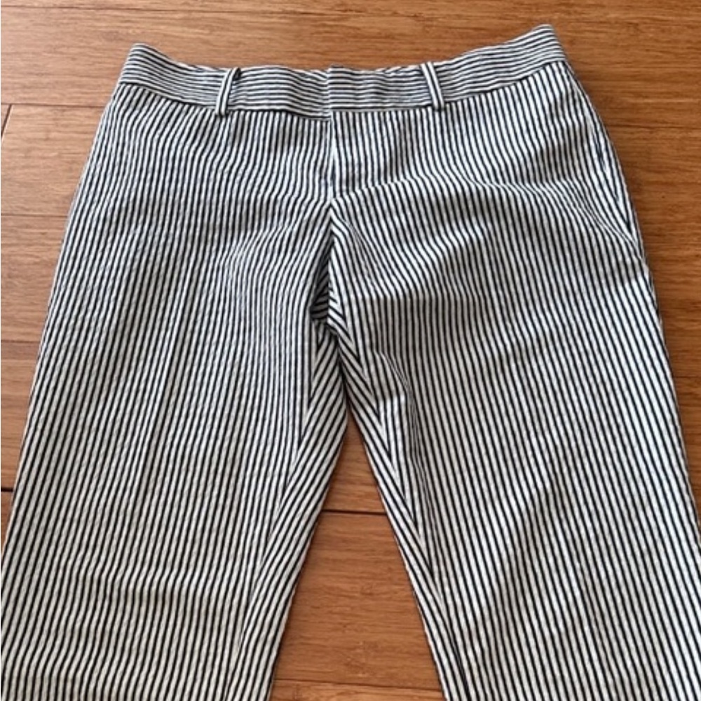 Club Monaco Blue and White Striped seersucker Women's Pants
